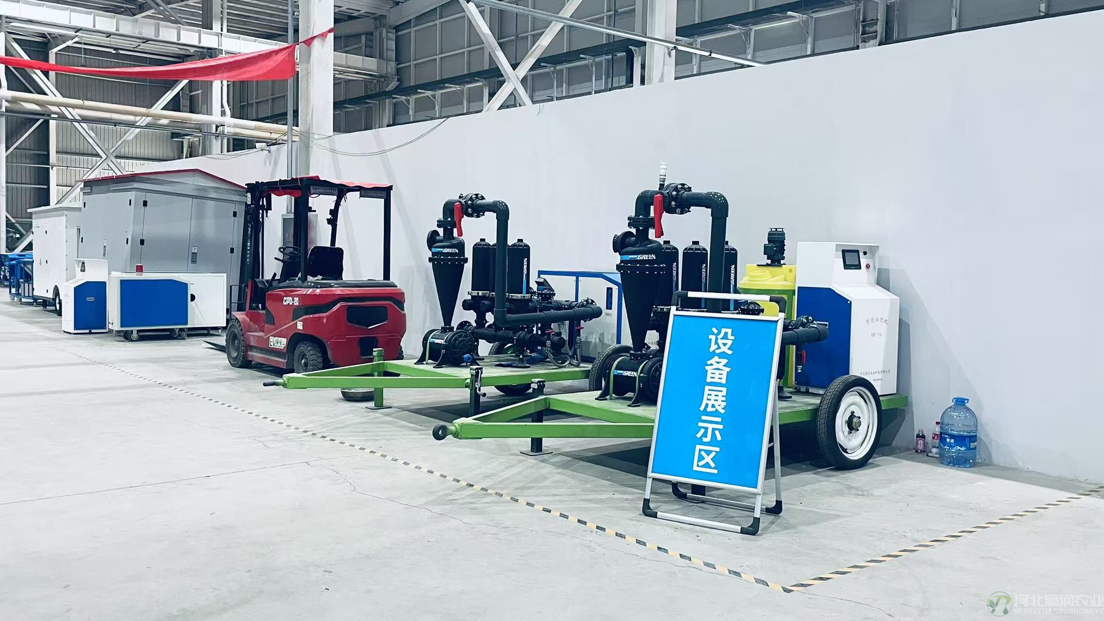设备展示区.jpg